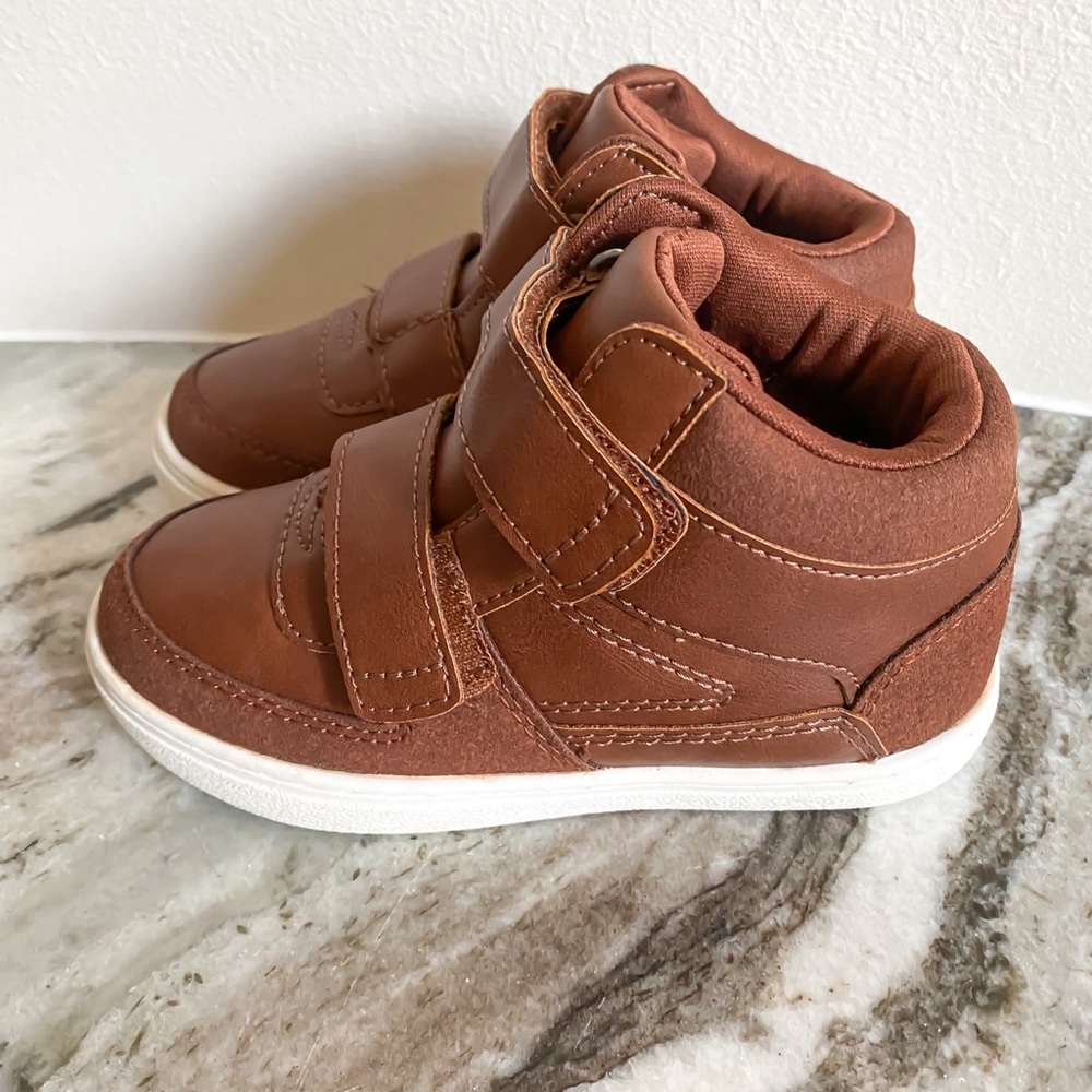 Children’s Place Toddler Boys Boots- Size 9